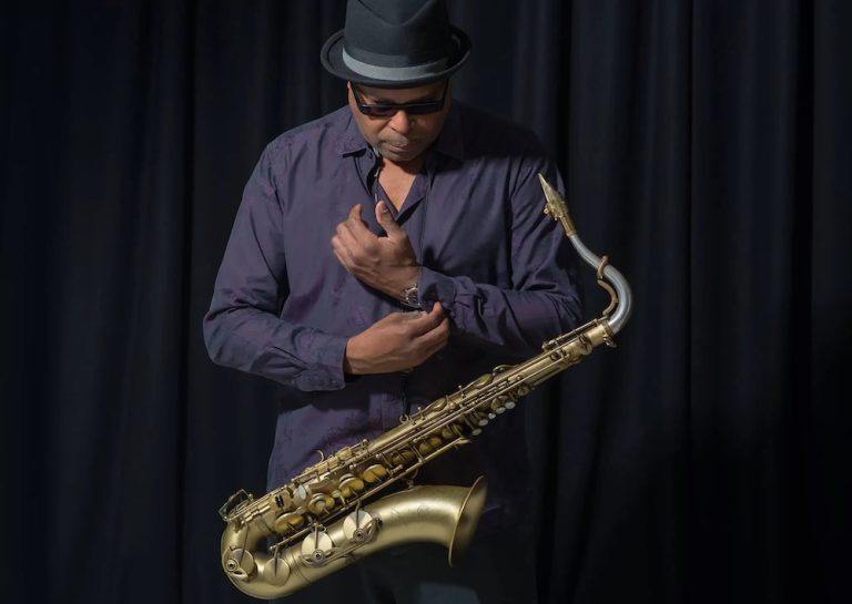 JEAN TOUSSAINT Diu 16 AGOST 21h 2026 Es Claustre Jazz